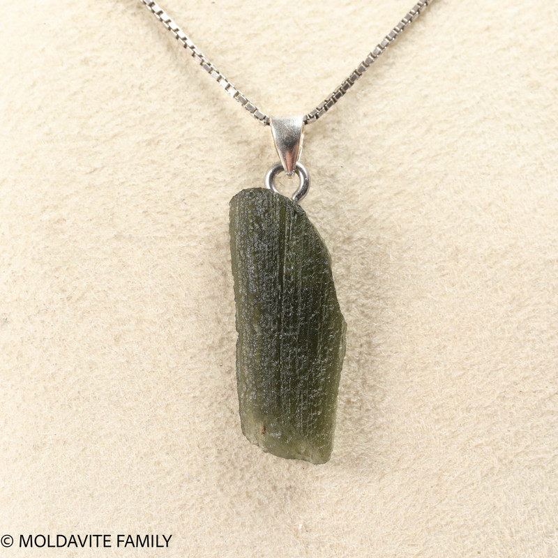 RAW MOLDAVITE PENDANT - B Grade - Final Sale 1.62g (RPB020)