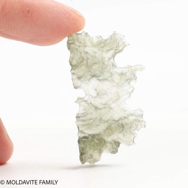 BESEDNICE MOLDAVITE 2.24 GRAMS - COLLECTIBLE (MBAAA021)