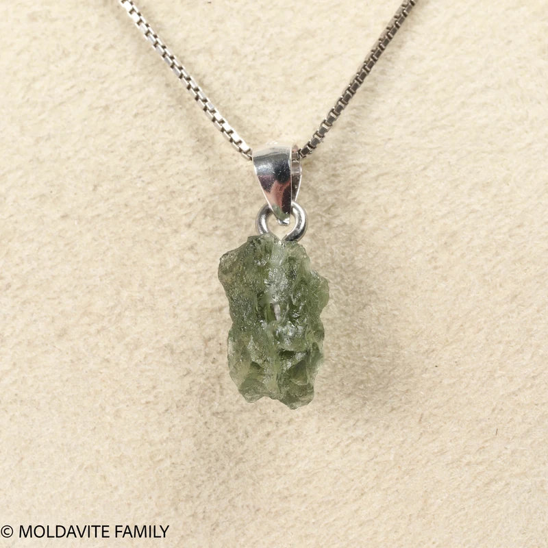 RAW MOLDAVITE PENDANT - B Grade - Final Sale 0.76g (RPB044)