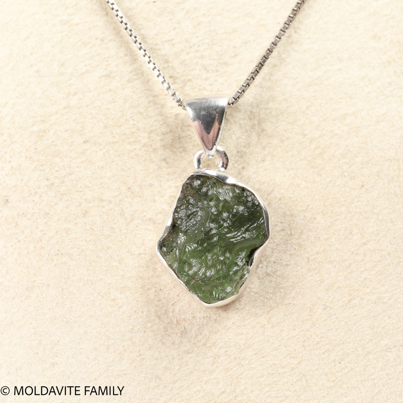 MOLDAVITE PENDANT - STERLING SILVER - 2.28g (MSP0202I148)