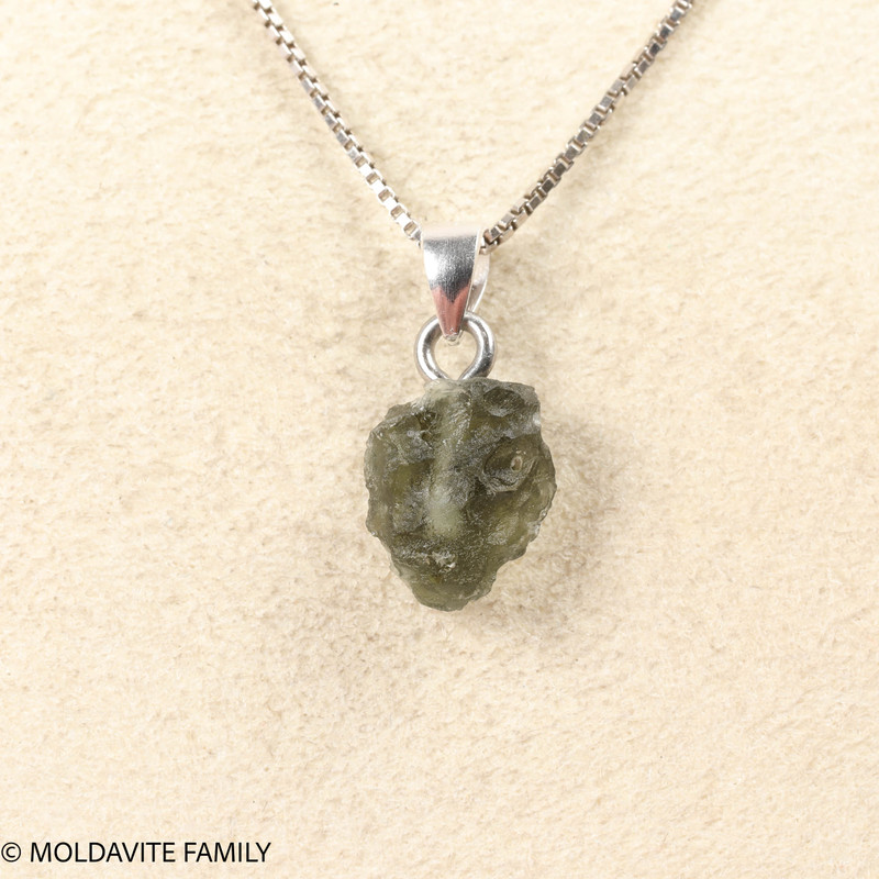 RAW MOLDAVITE PENDANT - B Grade - Final Sale 0.69g (RPB064)
