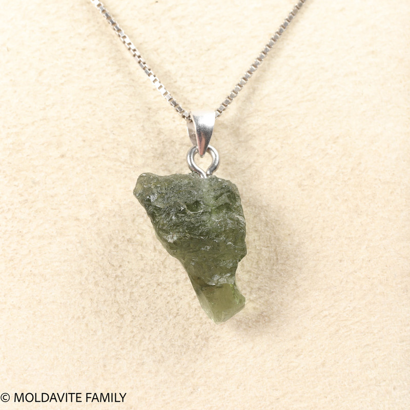 RAW MOLDAVITE PENDANT - B Grade - Final Sale 1.79g (RPB069)