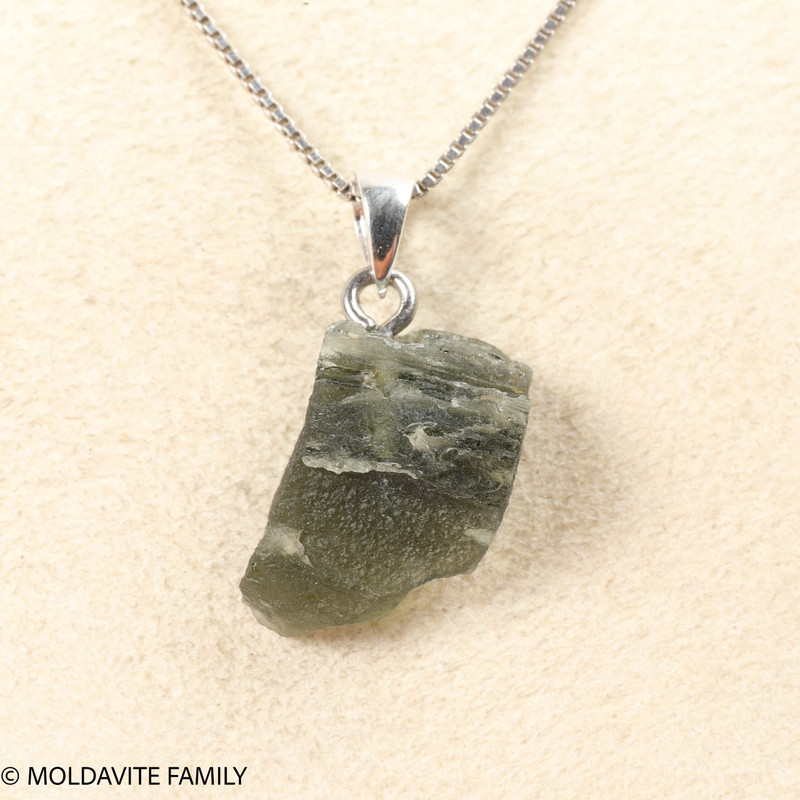 RAW MOLDAVITE PENDANT - B Grade - Final Sale 2.01g (RPB090)