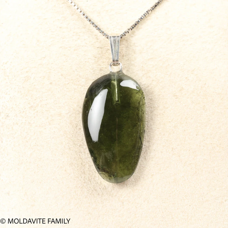 MOLDAVITE PENDANT - CABOCHON - 2.7g (MSP0236I013)