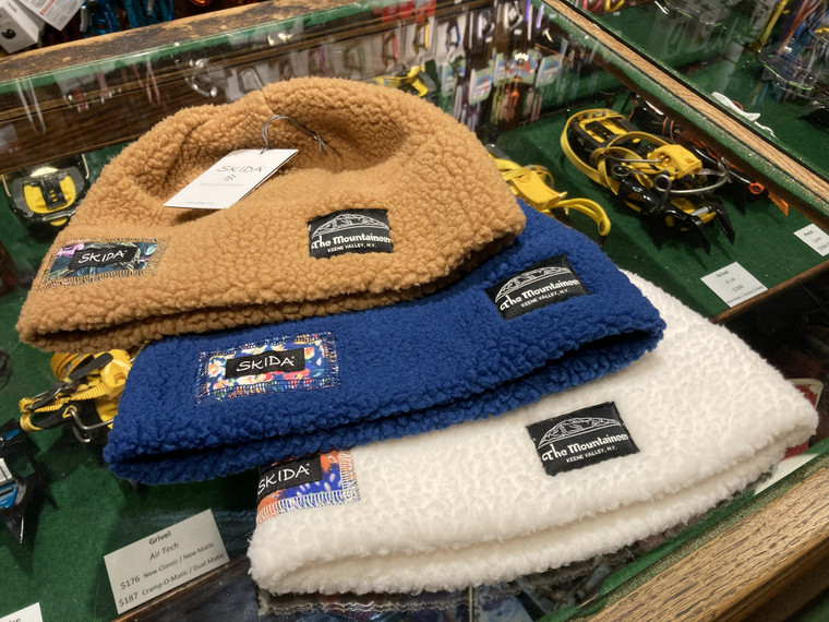 Skida Mountaineer Label High Pile Fleece Hat