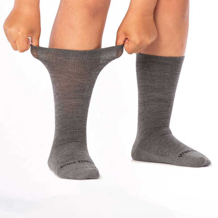 Men's Solid Lightweight Crew Socks (9012)