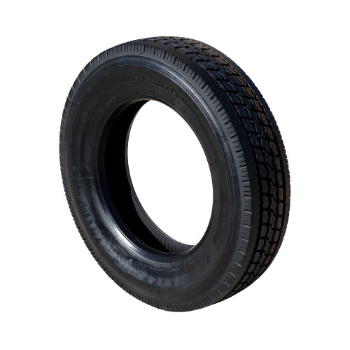 285/75R24.5 CSD Drive Tire Tire 16ply Blocked Tread Pattern