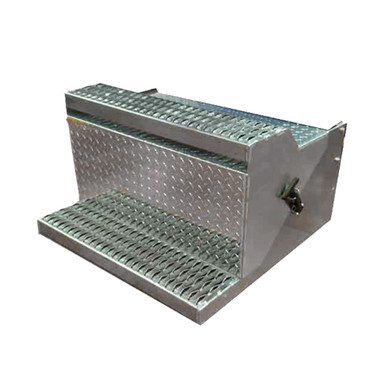 PETERBILT ALUMINUM BATTERY BOX