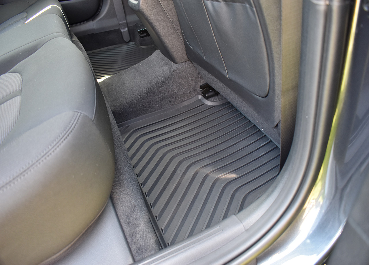 2021-2024 Kia K5 Rubber Floor Mats (Back Seat Mats in K5)