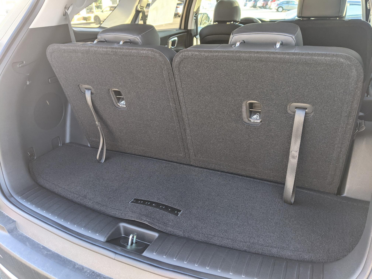 2021-2026 Kia Sorento Carpeted Cargo Mat With Seat Back Protection