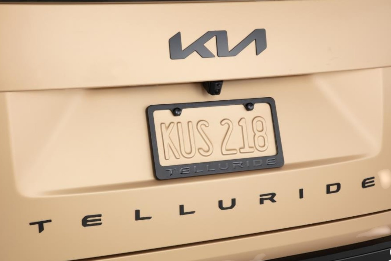 2020-2027 Kia Telluride License Plate Frame | Kia Stuff