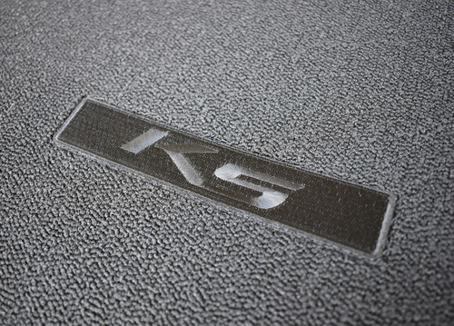 2021-2024 Kia K5 Carpet Cargo Mat (Close Up of K5 Logo)