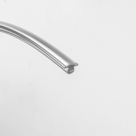 モクロムページ 安全窓 Mopar Dodge Truck 72-93 Plastic CHROME Lockstrip for Windshield