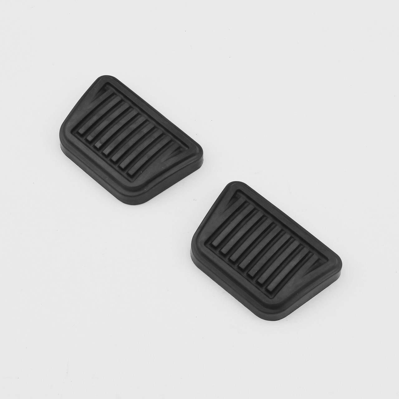 Clutch pedal pad with trim 65-68