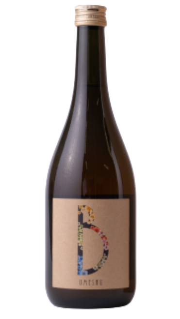 "B" Umeshu 720 ml Abv. 13%
where craftsmanship and quality converge.
This Umeshu is crafted using a meticulous
two-stage brewing method that incorporates a generous amount of both ripe and unripe Kishu Nankou plums. The near-ripe plums contribute a mellow aroma and natural sweetness, enhancing the wine's depth and complexity.
 
Meanwhile, the inclusion of unripe plums introduces a tangy, sour note, resulting in a harmonious balance that delights the senses. Experience the exceptional blend of flavors and aromas that make Baijuen "B" a distinguished choice for connoisseurs.