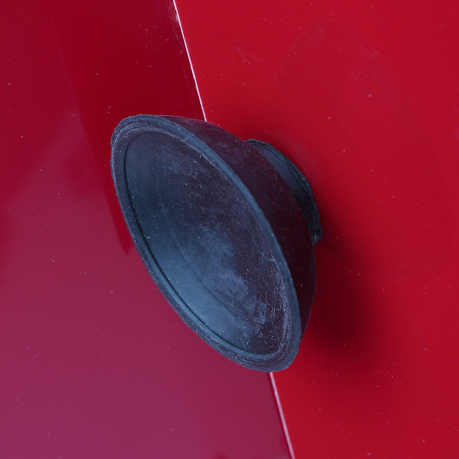 Deluxe Table Top Scoreboard - Suction-Cup-Close-up