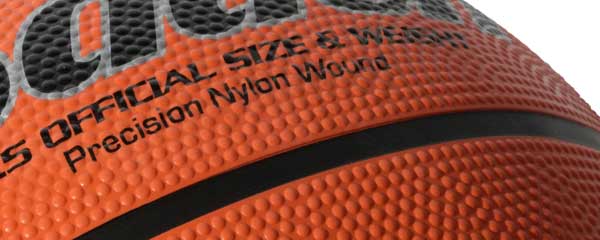 baden-deluxe-rubber-basketball-size-7-close-up-view.jpg