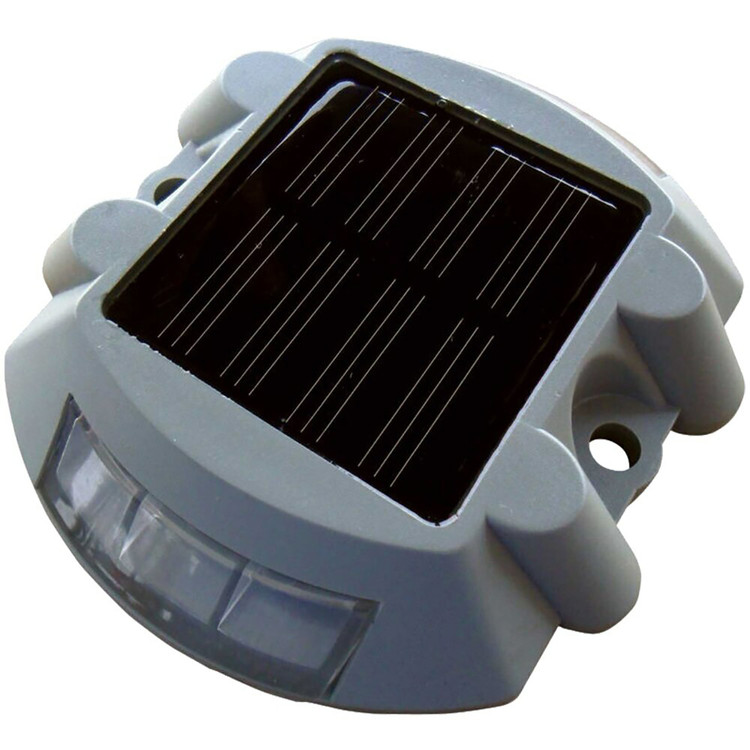 DockLite: Solar-Powered Wireless Dock Lighting