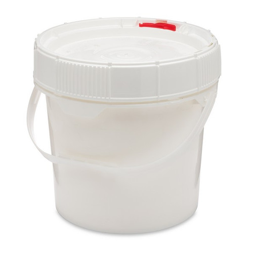 bucket with sealable lid