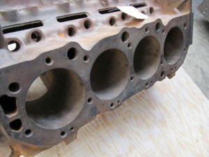 67 Corvette SUPER RARE 427 BIG BLOCK 3904351 CORVETTE standard bore 2-bolt main