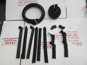 61-62 Corvette RUBBER WEATHERSTRIP KIT 12 PIECE KIT CONVERTIBLE SOFT TOP FRAME