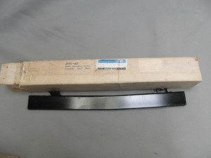 1956-62 CORVETTE DOOR WINDOW GLASS VERTICAL CHANNEL LEFT REAR GM NOS 3723511 #4A