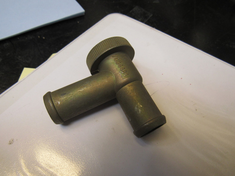 68-73 Corvette camaro chevelle  7034481 SMOG DIVERTER VALVE ELBOW  481 29199