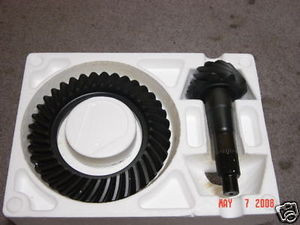 63-79 Corvette REAR END DIFFERENTIAL RING PINION 3.70 yoke carrier spider gears