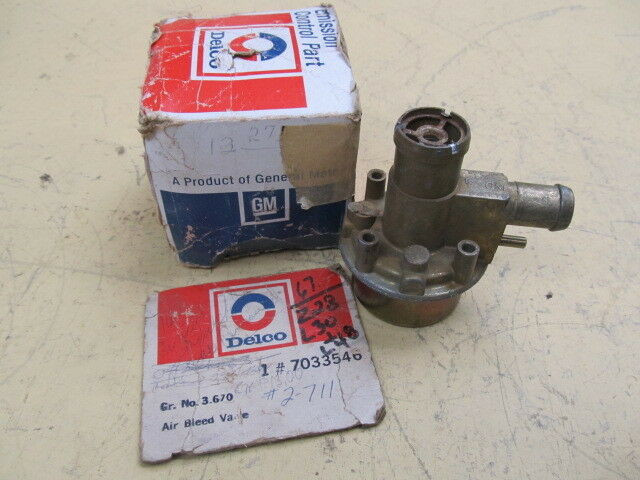 66-67 Corvette 327 SB DELCO A.I.R SMOG DIVERTER  VALVE NOS GM #7033546 33546