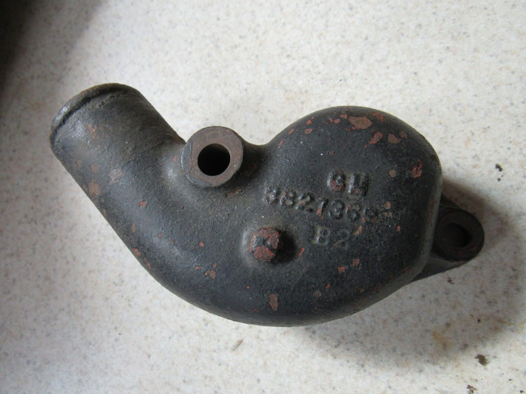 1963-67 ORIGINAL CORVETTE 327 HI PERF THERMOSTAT HOUSING WATER OUTLETS 3827369