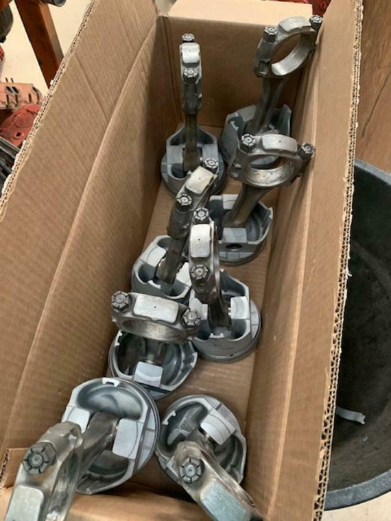 1967-68-69 Corvette L88 PISTONS RODS 7/16" DIMPLE DOT CONNECTING ORIGINAL 427