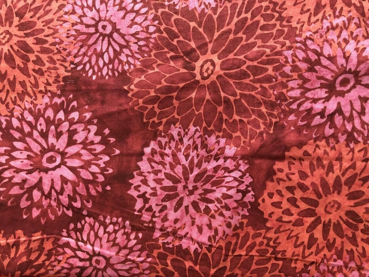 Batik - L2583 568 Red Velvet