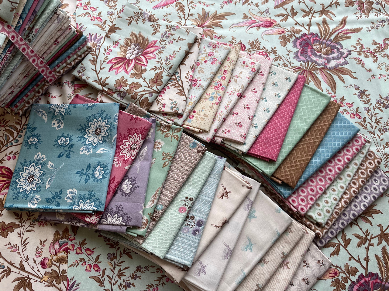 Sienna by Max and Louise : Fat Quarter Bundle
