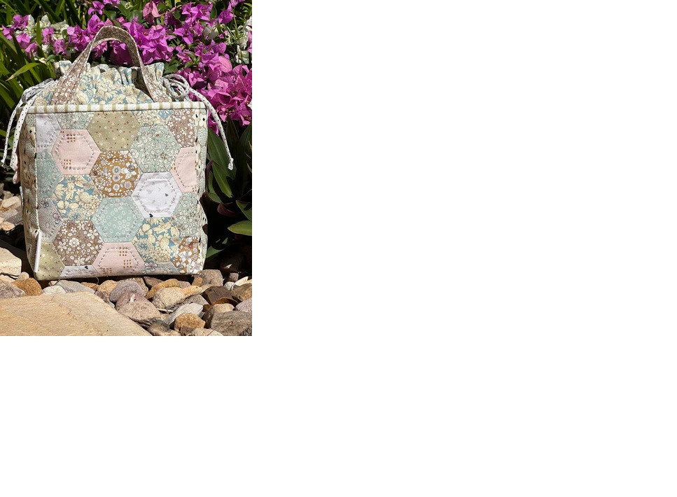 The Birdhouse : Tully Tote