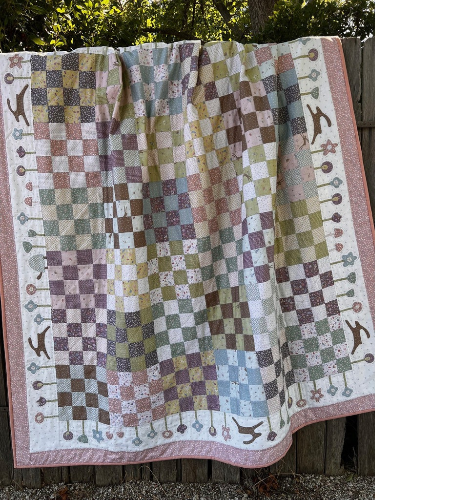 Around the Mulberry Bush by Anni Downs - Pattern only