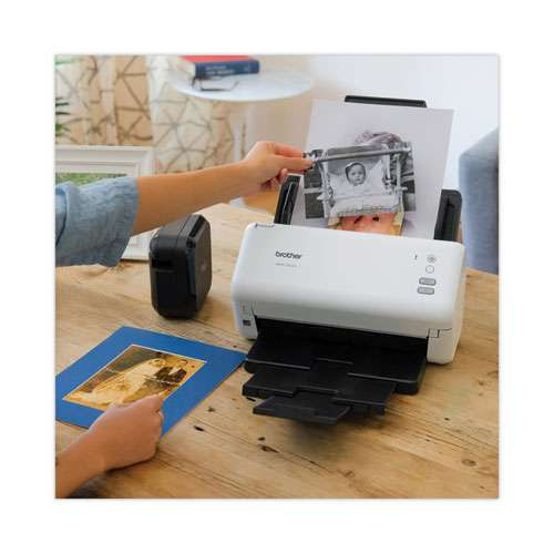 Ads-3100 High-speed Desktop Scanner, 600 Dpi Optical Resolution, 60-sheet Adf Ads-3100 High-speed Desktop Scanner, 600 Dpi Optical Resolution, 60-sheet Adf