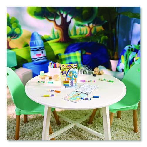 Bluey Color And Erase Reusable Activity Pad, (16) Coloring Pages, (3) Bluey Collection Markers Bluey Color And Erase Reusable Activity Pad, (16) Coloring Pages, (3) Bluey Collection Markers