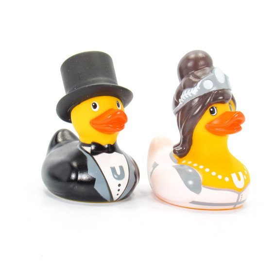 bride and groom rubber ducks