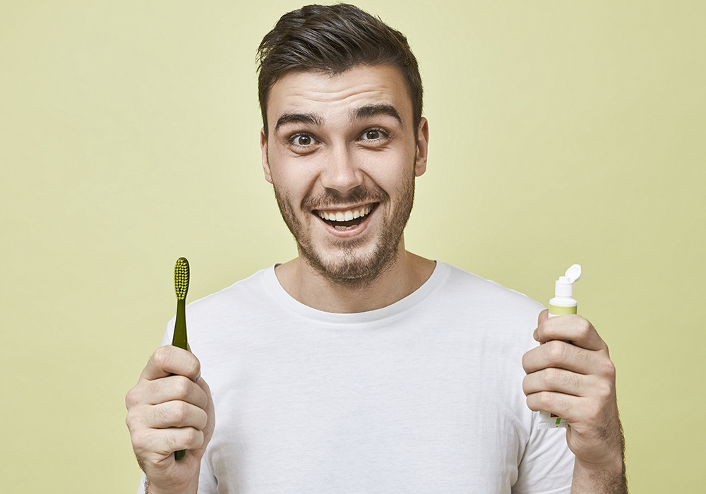 Higiene bucal en Farmacia La Botica en Almedinilla, Córdoba
