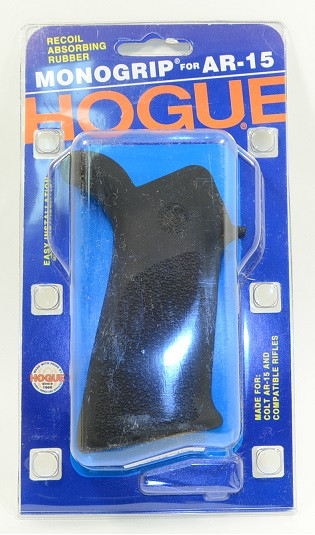 Hogue® AR-15/M-16 Rubber Grip w/ Beavertail - NO Finger Grooves - BLACK