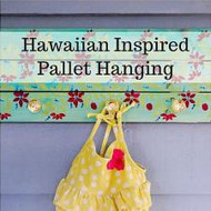 Hawaiian Inspired Pallet Hanging 