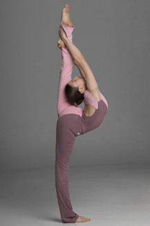 The relaxed tights for her