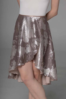 The shining skirt