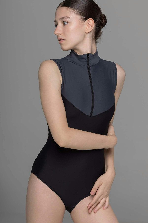 The sporty zip leotard