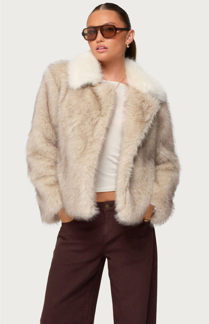 Edikted Women's Contrast Collar Faux Fur Jacket - 0760609690067