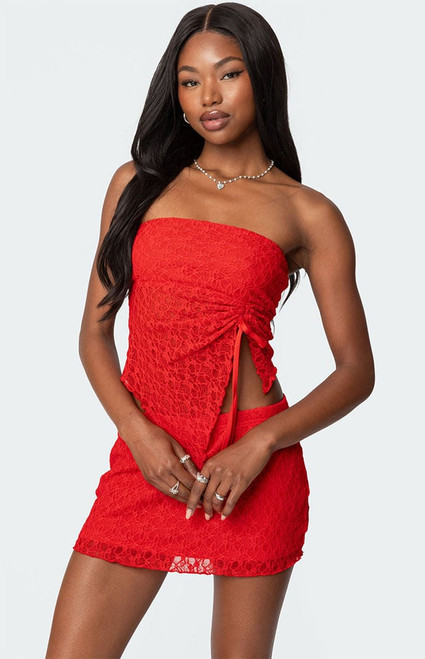 Edikted Women's Amara Asymmetric Textured Lace Tube Top - 0712609690304
