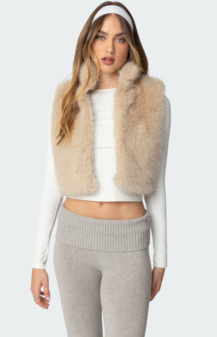 Edikted Women's Cassandra Faux Fur Vest - 0760609690057