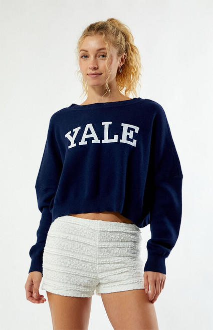 HYPE & VICE Women's Yale Bulldogs Ivy Knit Cropped Sweater - 0740610870005