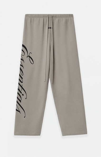 Fear of God ESSENTIALS Men's Smoke Grey Script Logo Lounge Fleece Baggy Sweatpants - 0130468680038489