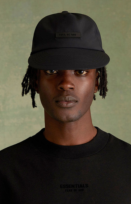 Fear of God ESSENTIALS Men's Jet Black Baseball Hat - 0642250500012861